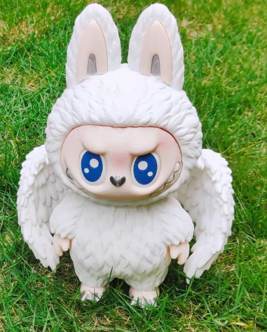 Snow Wing Bubu collectible figure